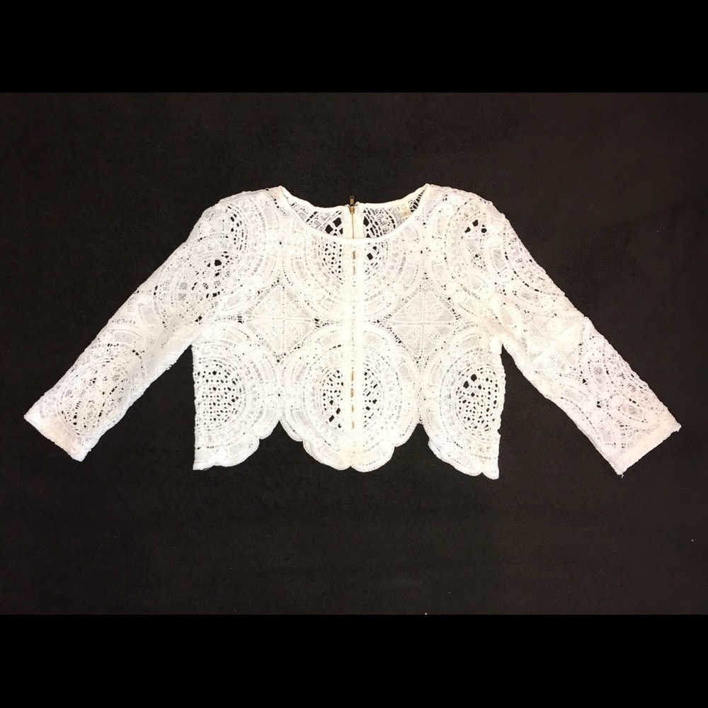 Ropalia White Lace Crop Top